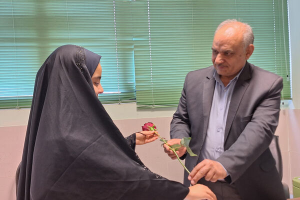 سنگ‌تمام دانش‌آموزان پیشتاز و خبرنگاران پانا برای فرهنگیان