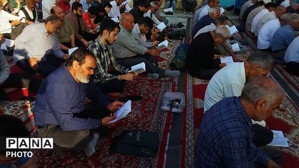قرائت دعای عرفه در مسجد جامع  نیشابور-۲
