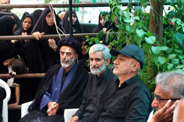 جلوه‌های حزن و خشم در مراسم تشییع شهدا