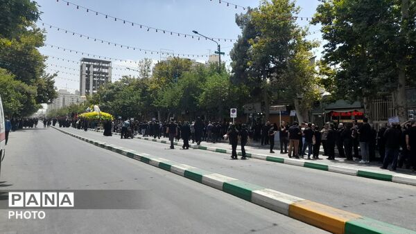 قدم‌هایی‌در‌مسیرِ‌دلتنگی؛ روایت‌جاماندگان اربعین