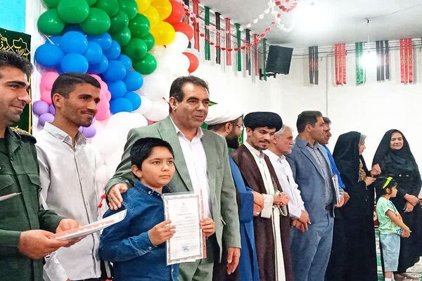 تجلیل از منتخبان مسابقات قرآنی در جشن بزرگ عید غدیر خم در شهرستان باشت