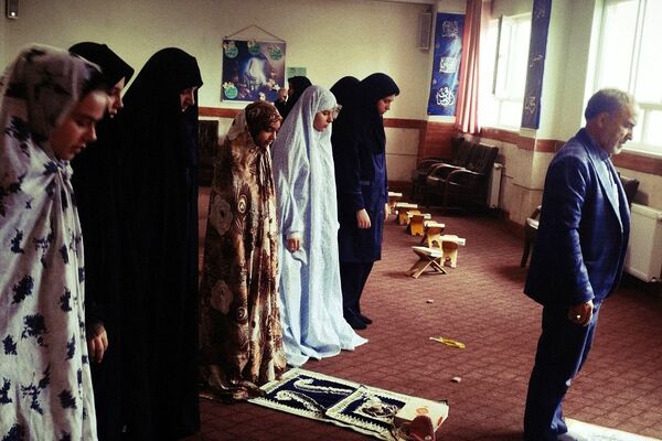 محفل نورانی قرآن کریم در مدارس کوثر ۲ و جدلی ناحیه دو شهرری 