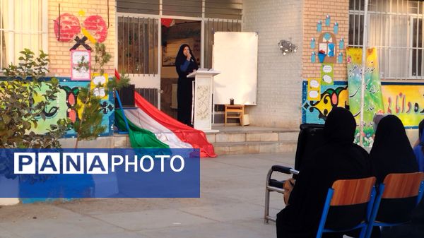 اولین جلسه هم اندیشی اولیا و مربیان در دبیرستان گوهرشاد