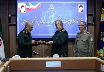 سردار وحیدی به جانشینی فرمانده کل سپاه منصوب شد