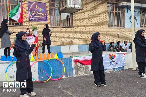 المپیاد ورزشی درون‌مدرسه‌ای؛ نشاط و رقابت در دبیرستان دخترانه بعثت ۲ 