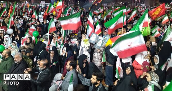 آیین تجلیل از نفرات برتر قرآن و عترت آموزش و پرورش ناحیه دو استان همدان 