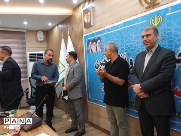 آئین تجلیل از خبرنگاران و نشست خبری به مناسبت روز خبرنگار در استان کردستان 