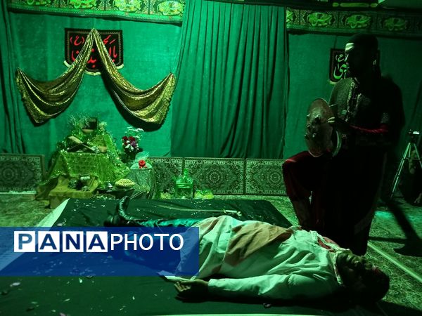 تعزیه‌خوانی تاسوعا در حسینیه موسی بن جعفر (ع)