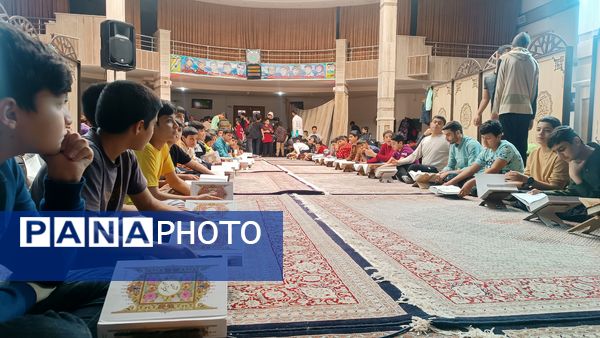  محفل انس با قرآن در اعتکاف سه روز در بهشت