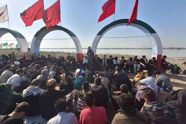 حضور دانش‌آموزان دبیرستان فرهنگیان شهید بهشتی ناحیه 2 شهرری در اردوی راهیان نور 