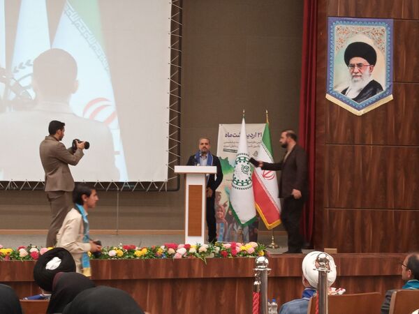 همایش مربیان و دانش‌آموزان تشکیلات پیشتازان در قم