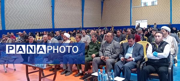 نواختن زنگ سپاس معلم در شهر آشخانه