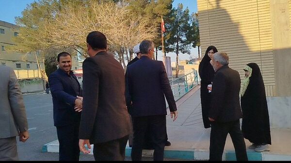 بازدید نماینده مجلس شورای اسلامی منطقه ترشیز از دبیرستان حضرت معصومه (س) شهرستان خلیل‌آباد