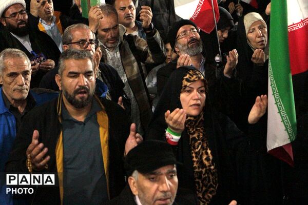 دختران اسلامشهر در پنجاهمین شب حمایت