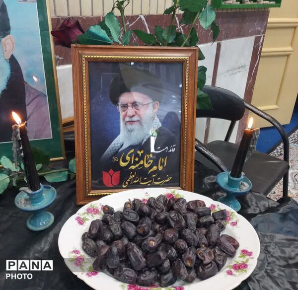 مراسم چهلمین روز شهادت رهبر انقلاب در لالجین برگزار شد