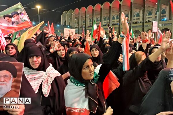 آیین وداع ملت ایران با پدر امت؛ خیزش یک ملت در سوگ رهبر شهید