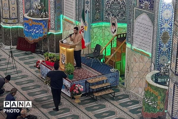 حضور پرشور نمازگزاران در نماز جمعه ورامین