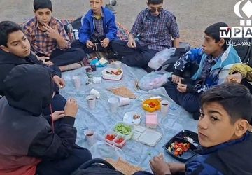 روایت خبرنگار پانا از دورهمی شاد دانش آموزان دبیرستان شهید صدر کهک