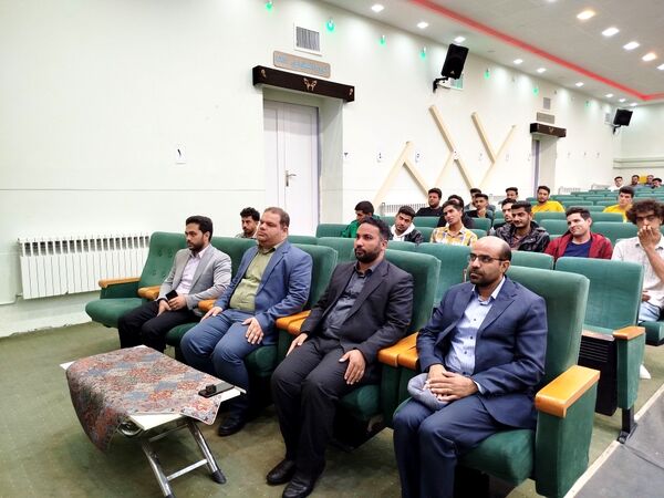 جلسه توجیهی طرح کارورزی دانشجویان دانشگاه‌های پیام نور و آزادی اسلامی شهرستان کاشمر 