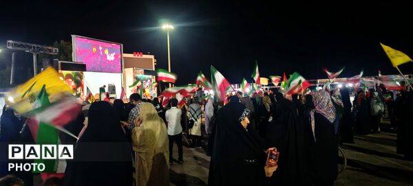 حضور پرشور شهروندان بندرعباسی در ساحل خلیج فارس