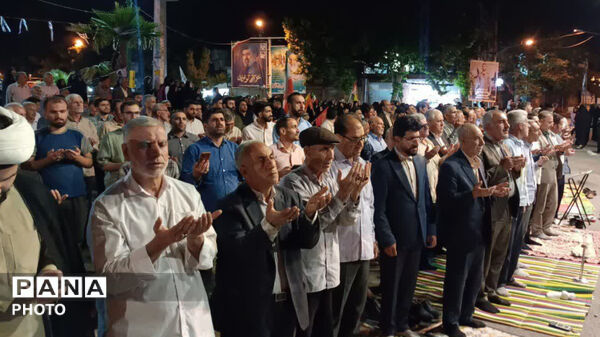 نود و هفت شب حضور حماسی و با شکوه مردم کوهدشت، در میدان امام خمینی(ره)