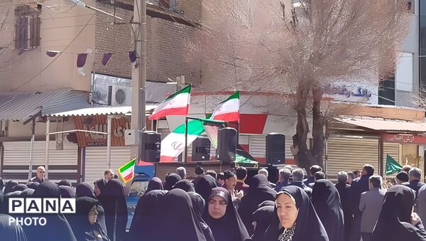 کاروان پیاده مردم انقلابی شهرستان بروجن همزمان با شهادت امام علی (ع) 