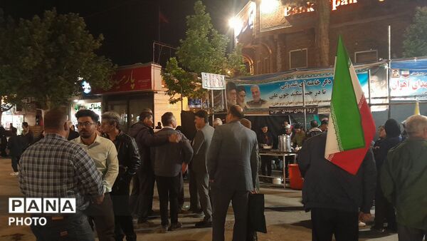 موکب  شهدای روستای آهوان در پنجاه و هشتمین شب 