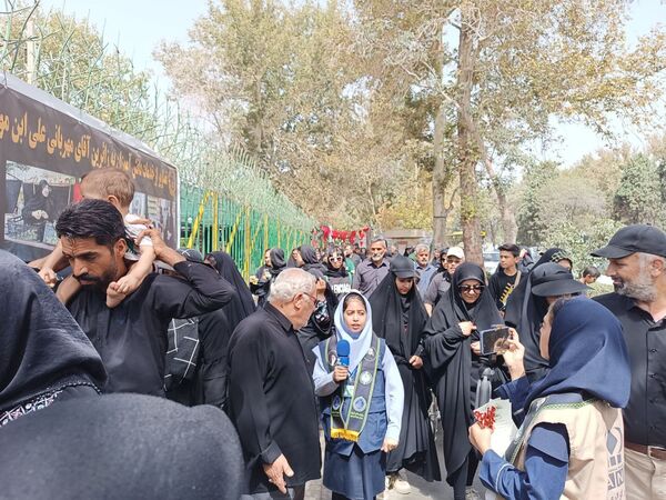 موکب «هم‌قدم تا حرم»؛ میعادگاه خادمان دانش‌آموز