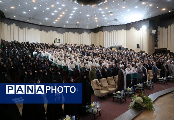 آیین تکریم و معارفه مدیر کانون‌های خدمت رضوی آذربایجان شرقی