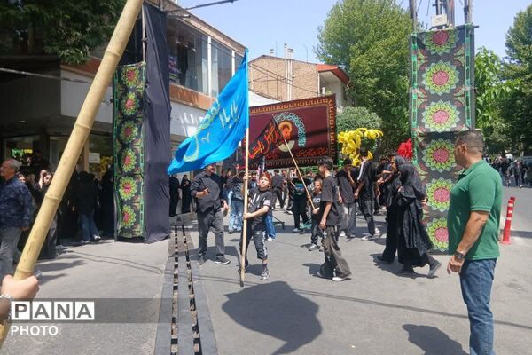 طنین صدای «یا حسین» در آسمان شهر