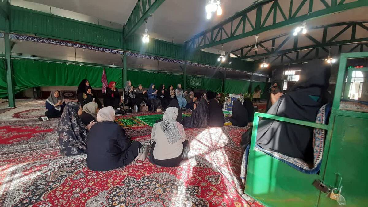مراسم باشکوه ختم صلوات به مناسبت میلاد پیامبر (ص) در مسجد امام سجاد (ع) شازند