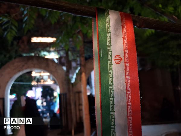  پلاکارد ها و پرچم ها فانوس راه حق 