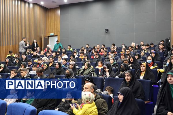 آیین گشایش سالن آمفی‌تئاتر فرهنگسرای گلستان در البرز