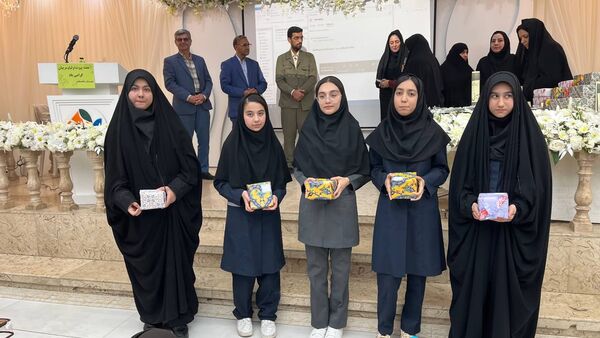 جشن ستارگان دبیرستان شاهد هاجر کاشمر