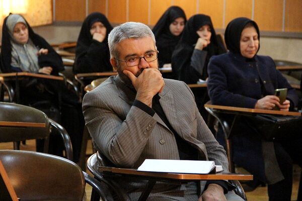 برگزاری برنامه روشنگری به مناسبت دهه بصیرت 
