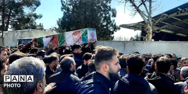 وداع مردم نظرآباد با شهید مهدی عبدالله‌نژاد
