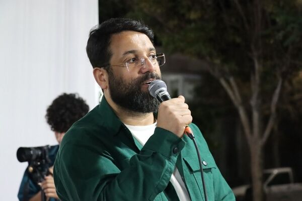 اجتماع شبانه کودکان و نوجوانان با «سلام فرمانده»