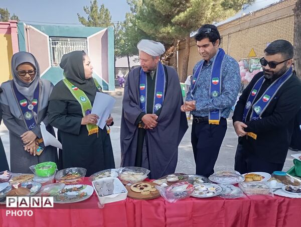 المپیاد ورزشی درون مدرسه ای در فاروج 