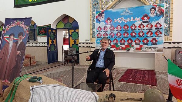 تجدید میثاق نسل آینده با شهدای دیروز در مسجد جامع شادمهر