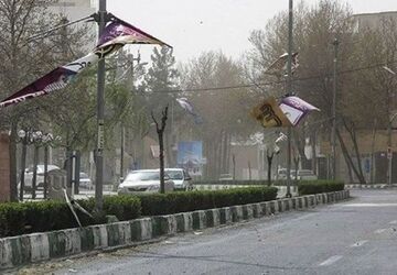 باد شدید در راه تهران