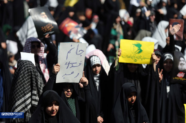 نماز جمعه تهران به امامت مقام معظم رهبری