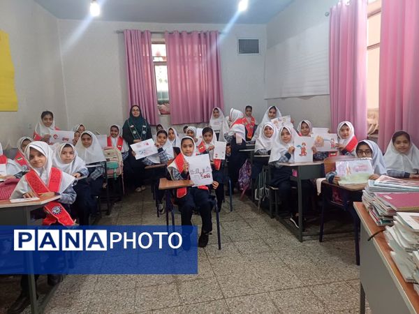 آتش و رنگ در کنار هم؛ جشن نقاشی دانش‌آموزان دبستان شهید میرشمسی 