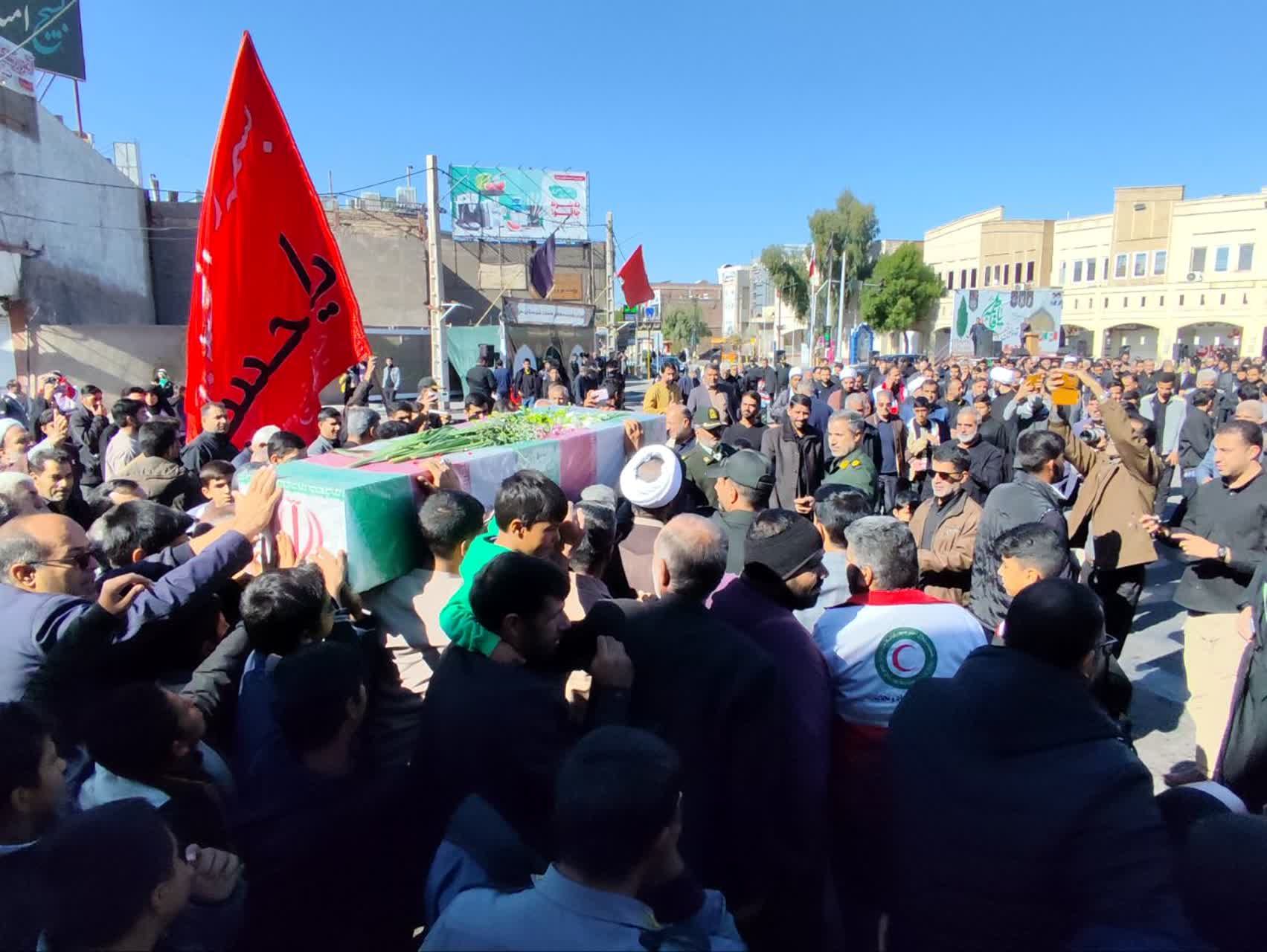 تشییع پیکر مطهر شهید گمنام در شهرستان دارالصابرین بم 