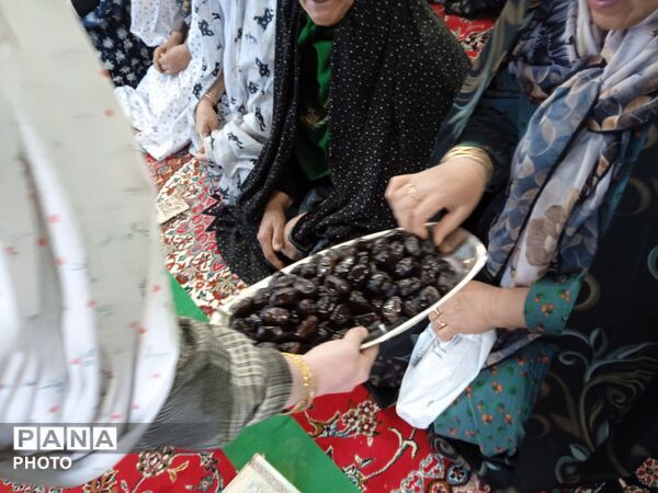 اقامه نماز عید بندگی در مسجد چهارده معصوم الغدیر