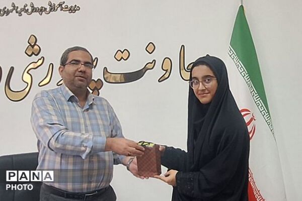 کارگاه بررسی نقش زیست بوم مدرسه در پیشگیری از آسیب‌‌های اجتماعی 