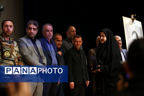 نخستین کنگره بزرگداشت ۲۷۰ دانش‌آموز شهید دبیرستان ماندگار امام صادق (ع) 