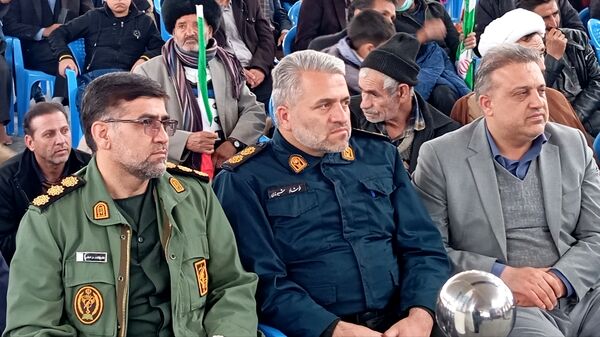 حاشیه نگاری حضور مردم شهر بن در راهپیمایی ۲۲ بهمن ۱۴۰۴