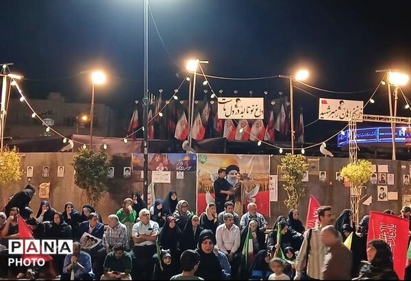میدان انقلاب، میعادگاه خروش ملت در فریاد «الله‌اکبر» و طنین «مرگ بر آمریکا» و «مرگ بر اسرائیل»