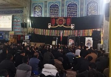 مراسم شب بیست و یکم ماه مبارک رمضان در مسجد جامع نیشابور 