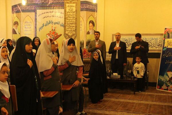 میهمانیِ حافظانِ نور